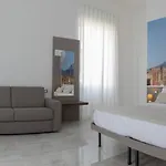 Palazzo Caracciolo Del Sole Frühstückspension 4*