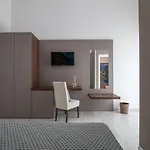 Palazzo Caracciolo Del Sole 4*