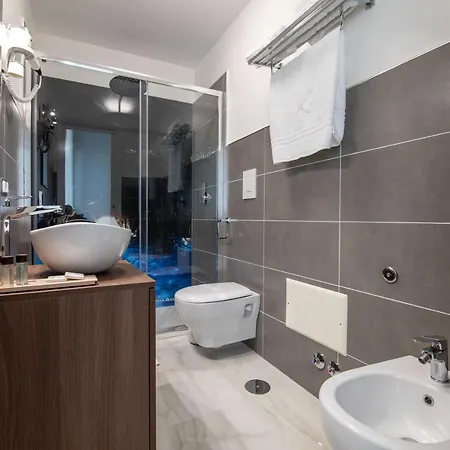 Palazzo Caracciolo Del Sole Bed & Breakfast