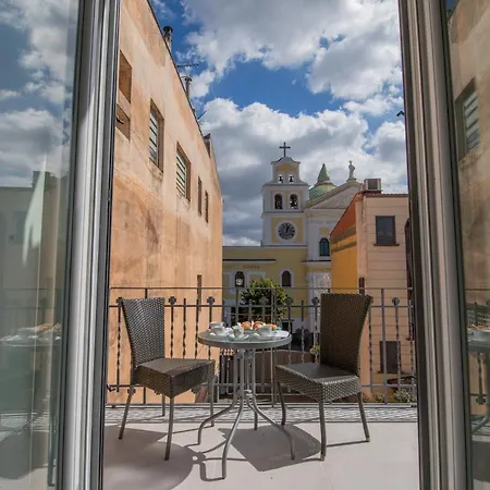 Palazzo Caracciolo Del Sole Bed & Breakfast