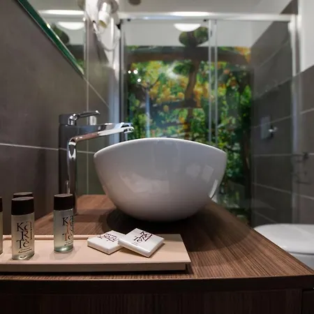 Bed & Breakfast Palazzo Caracciolo Del Sole 4*