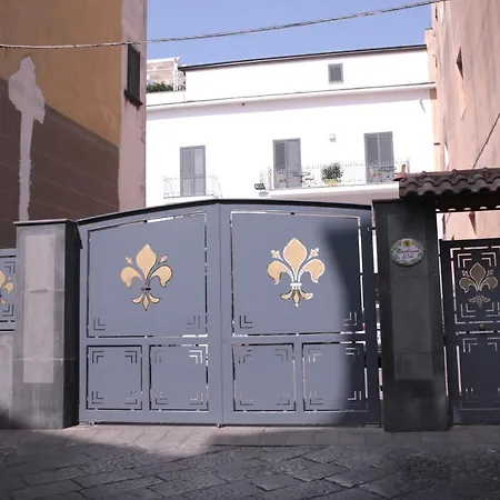 Palazzo Caracciolo Del Sole 4* Terzigno
