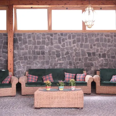 Palazzo Caracciolo Del Sole Bed & Breakfast Terzigno