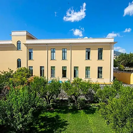 Palazzo Caracciolo Del Sole