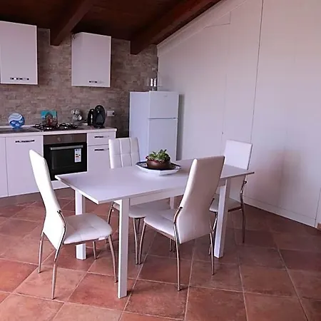 Palazzo Caracciolo Del Sole Frühstückspension 4*