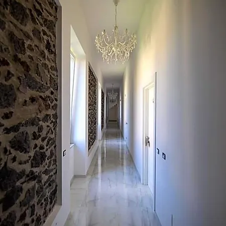 Palazzo Caracciolo Del Sole 4* Terzigno