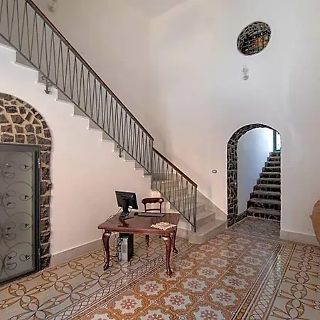 Palazzo Caracciolo Del Sole