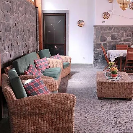 Palazzo Caracciolo Del Sole 4*