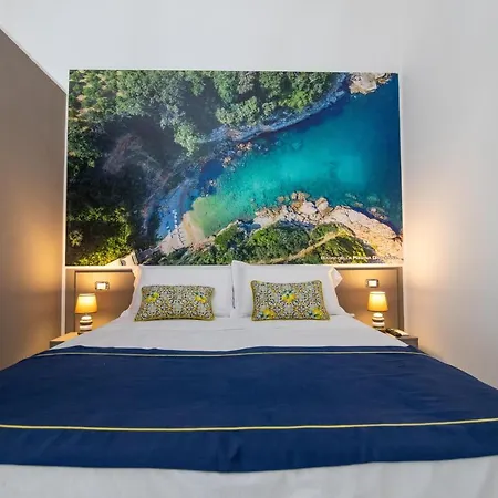 Palazzo Caracciolo Del Sole Bed & Breakfast