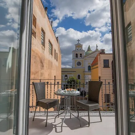 Palazzo Caracciolo Del Sole Bed & Breakfast